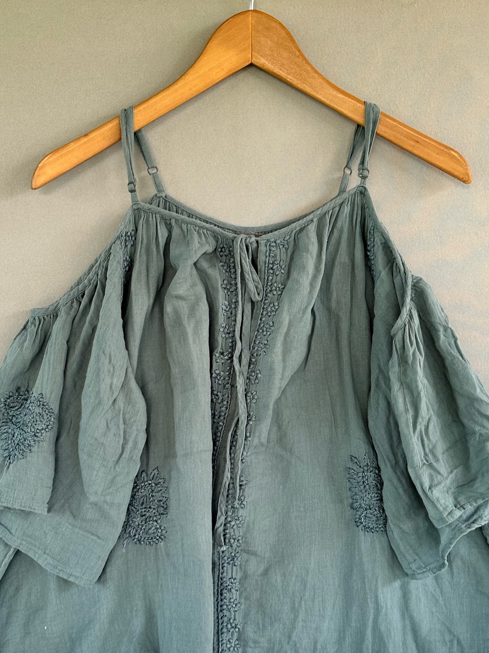 🎉5 for $45🎉 Earthbound top blouse shirt size S - Picture 3 of 8
